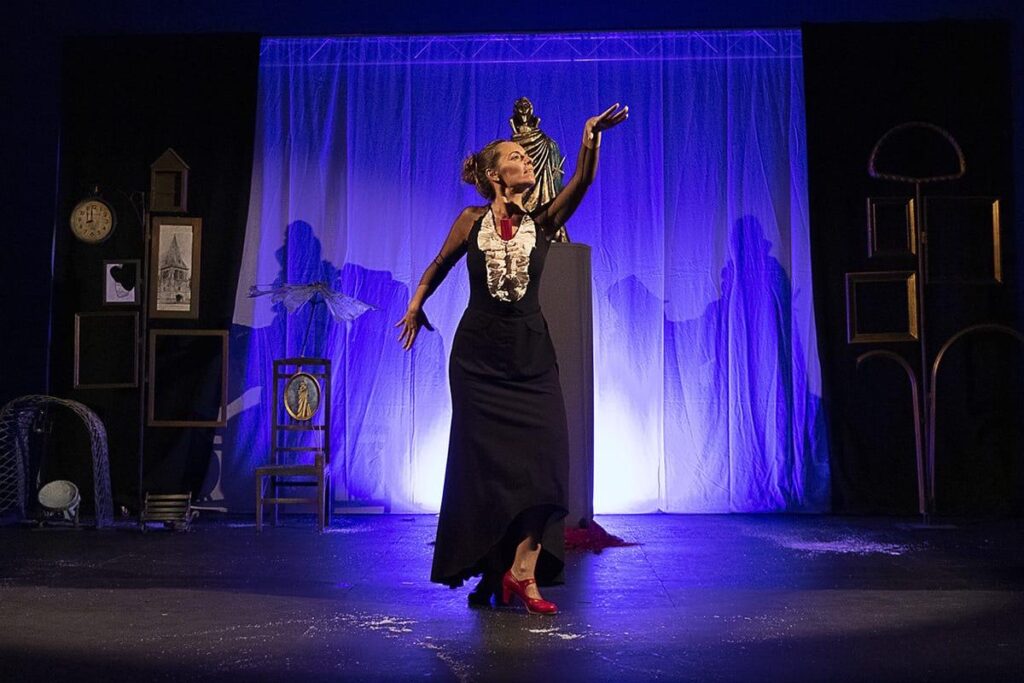 Espectáculo de teatro el príncipe feliz búho teatro y maravillas